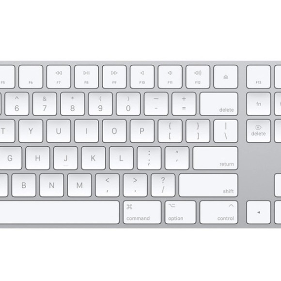 Apple Magic Keyboard with Numeric Keypad - - Picture 1 of 4